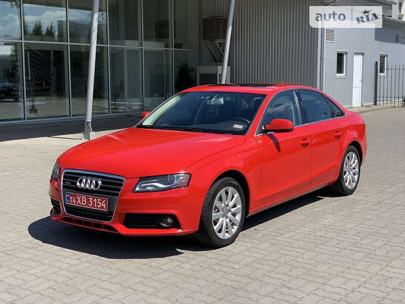 Седан Audi A4 2011 в Луцке
