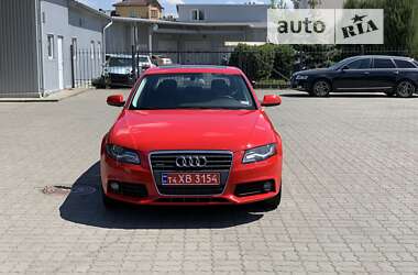 Седан Audi A4 2011 в Луцке