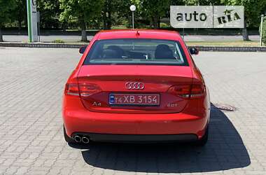 Седан Audi A4 2011 в Луцке