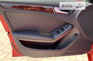 Седан Audi A4 2011 в Луцке