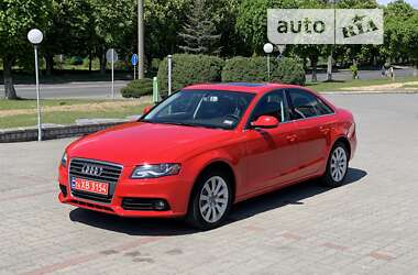 Седан Audi A4 2011 в Луцке