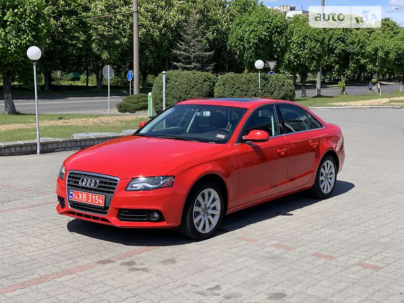 Седан Audi A4 2011 в Луцьку