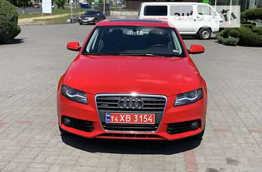 Седан Audi A4 2011 в Луцке