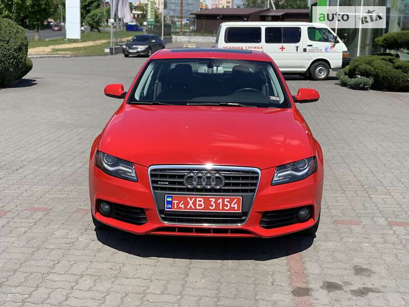 Седан Audi A4 2011 в Луцке