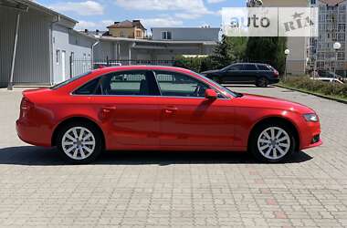 Седан Audi A4 2011 в Луцке