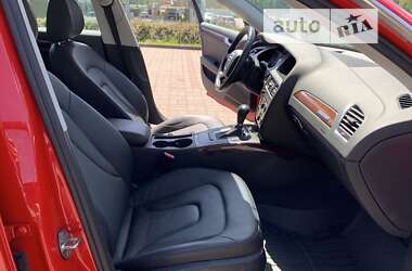 Седан Audi A4 2011 в Луцке