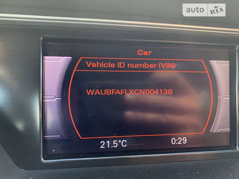 Седан Audi A4 2011 в Луцьку