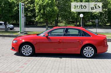 Седан Audi A4 2011 в Луцке