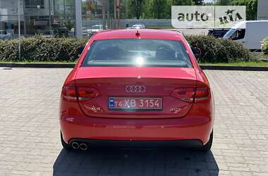 Седан Audi A4 2011 в Луцке