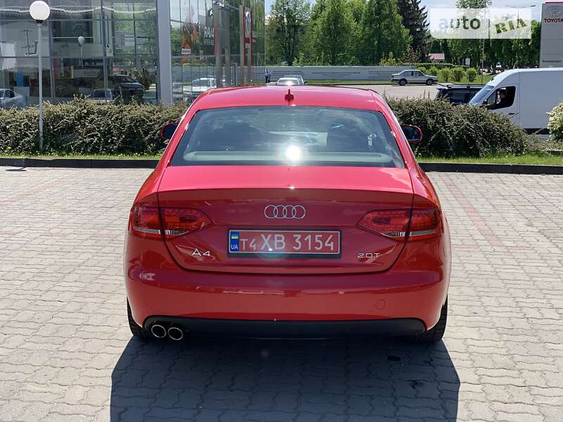 Седан Audi A4 2011 в Луцке