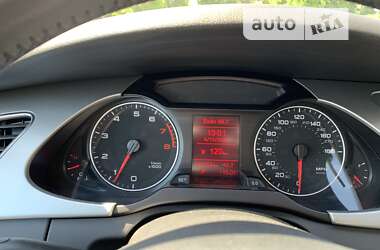 Седан Audi A4 2011 в Луцке