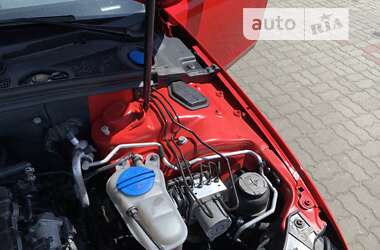 Седан Audi A4 2011 в Луцке