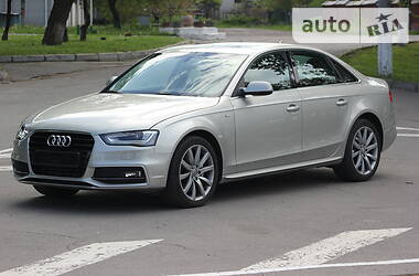 Седан Audi A4 2014 в 