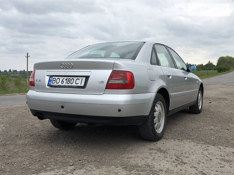 Седан Audi A4 1999 в Бучачі