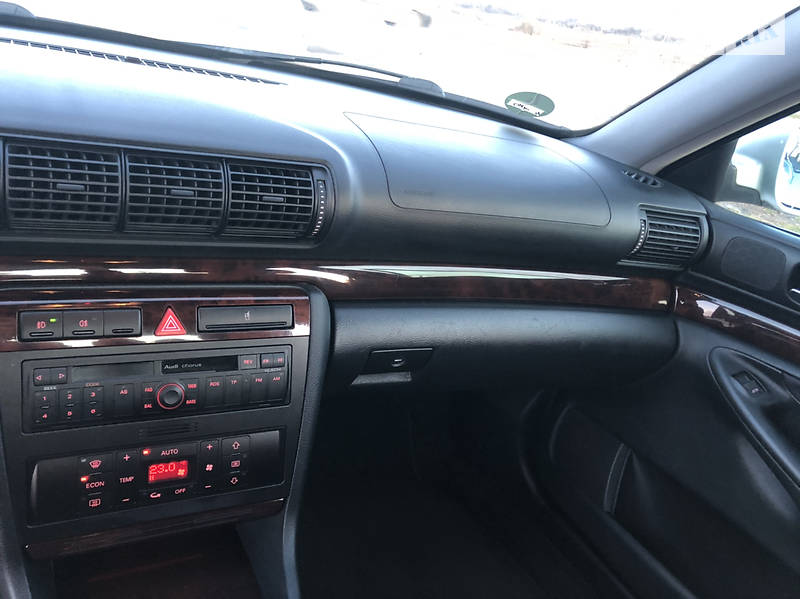 Седан Audi A4 1999 в Бучачі