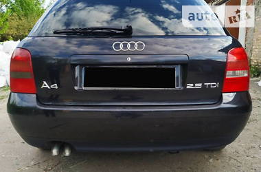 Универсал Audi A4 1999 в Первомайске