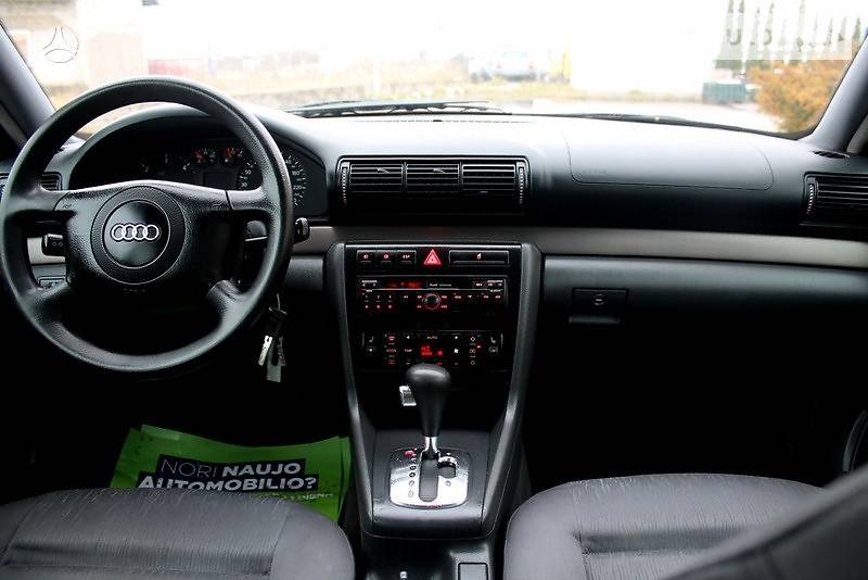 Универсал Audi A4 2001 в Костополе