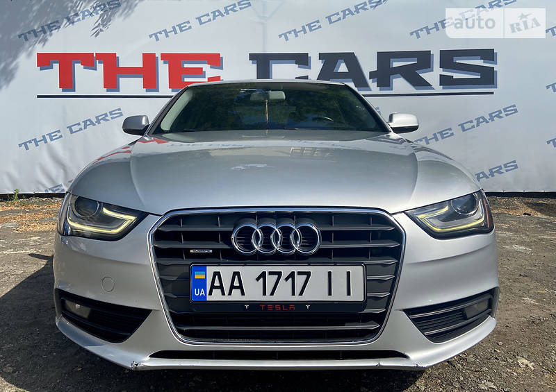 Седан Audi A4 2012 в Києві