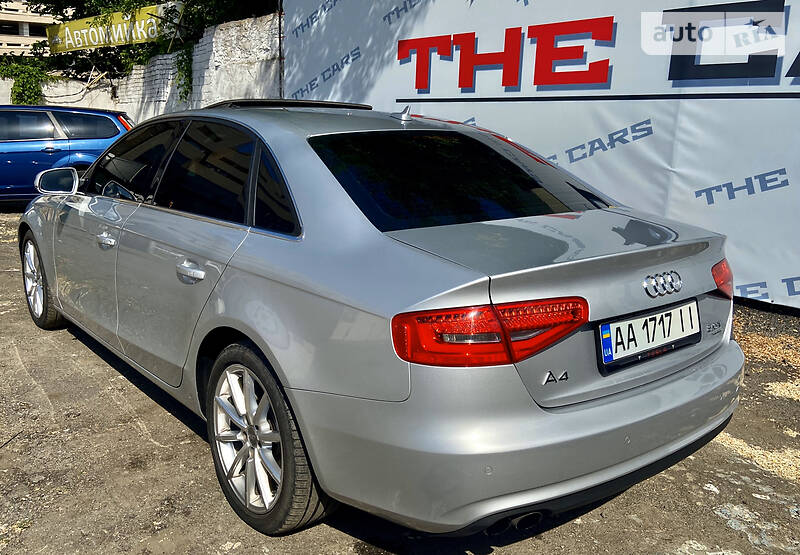 Седан Audi A4 2012 в Києві