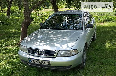 Седан Audi A4 1996 в Талалаївці