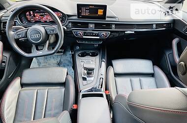 Седан Audi A4 2018 в 