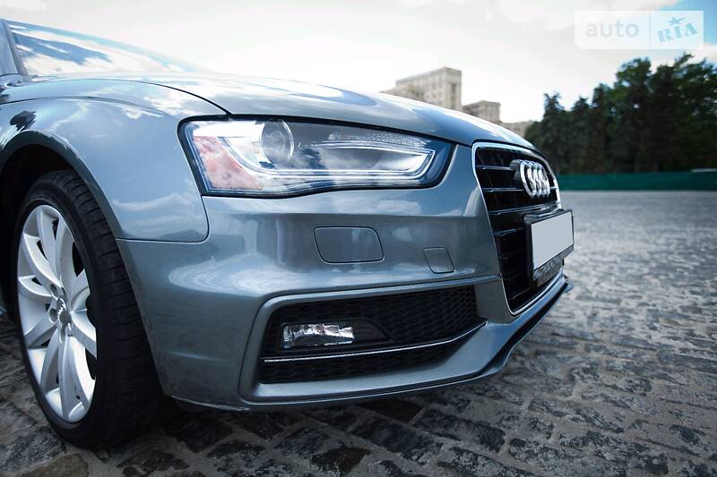 Седан Audi A4 2014 в Харкові