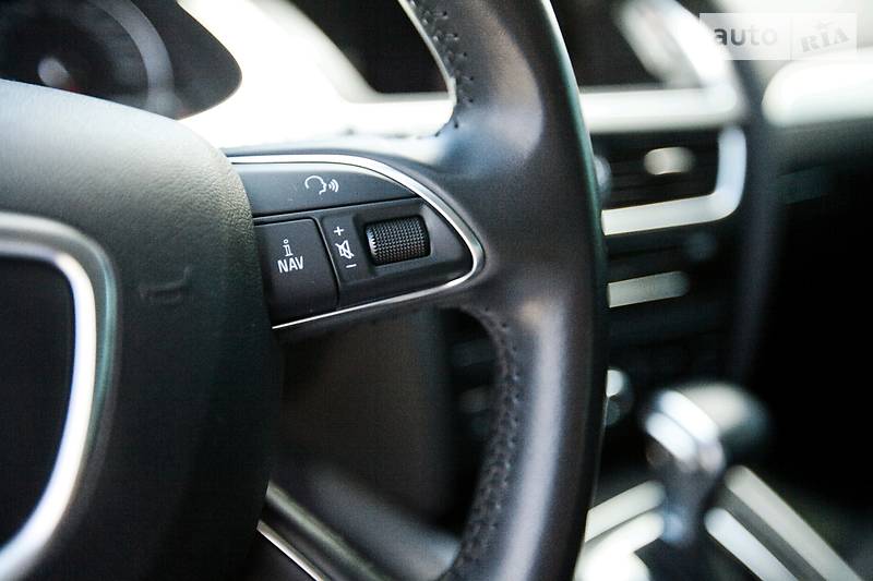 Седан Audi A4 2014 в Харкові