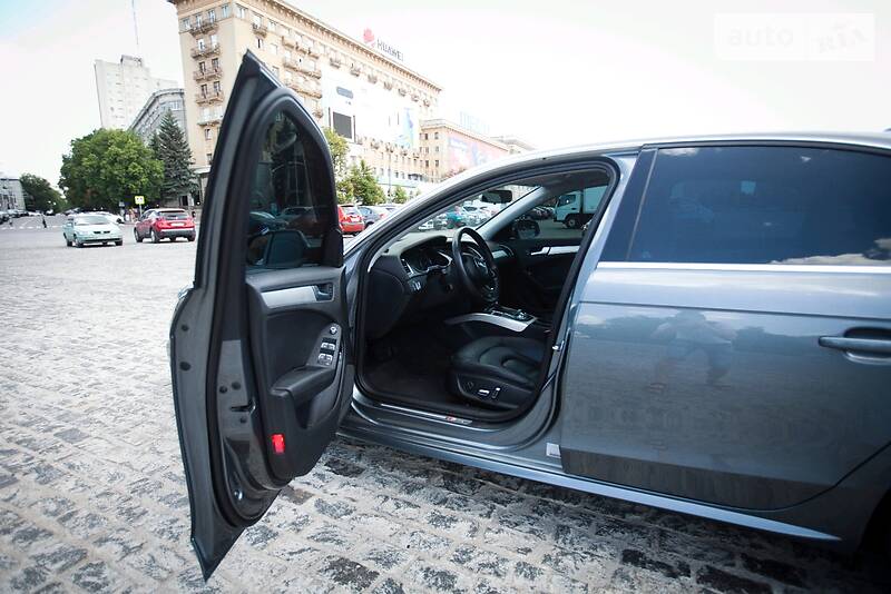 Седан Audi A4 2014 в Харкові