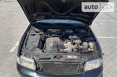 Седан Audi A4 1996 в Одессе