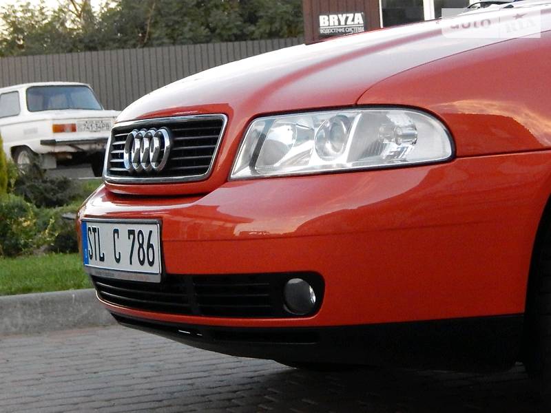 Седан Audi A4 2000 в Сарнах