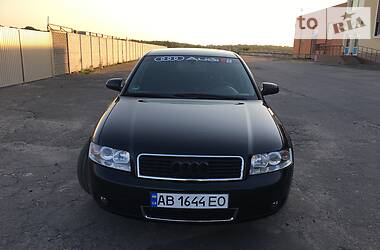 Седан Audi A4 2001 в 