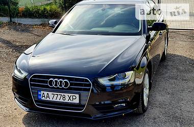 Седан Audi A4 2012 в Киеве