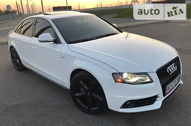 Седан Audi A4 2012 в Днепре