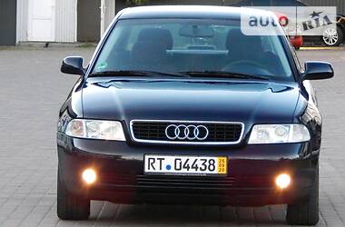 Седан Audi A4 2000 в Сарнах