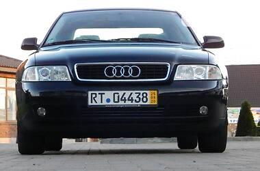 Седан Audi A4 2000 в Сарнах