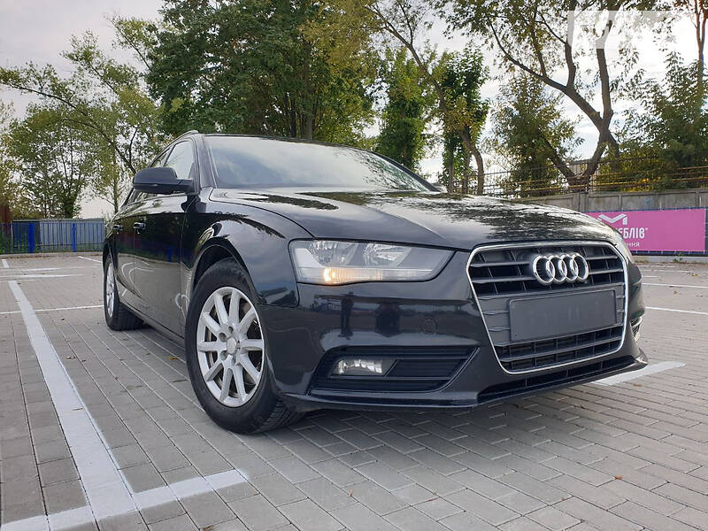 Универсал Audi A4 2012 в Тернополе