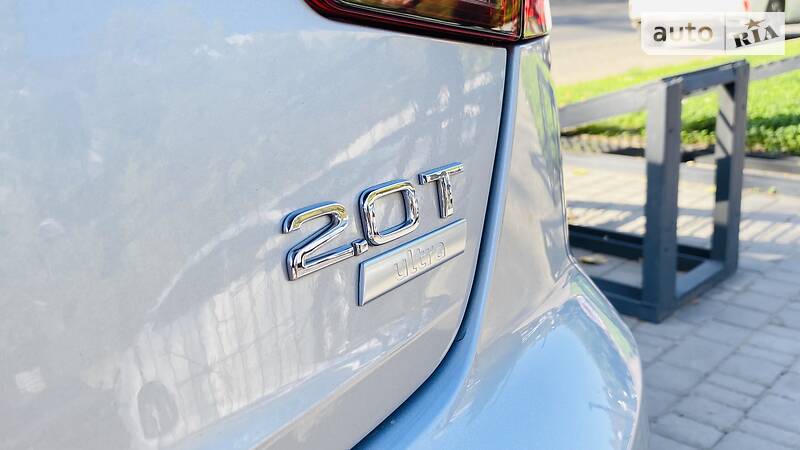 Седан Audi A4 2018 в Одессе