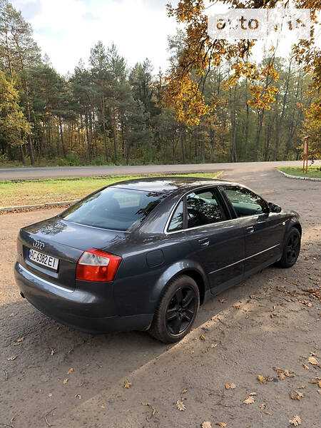 Седан Audi A4 2003 в Луцке