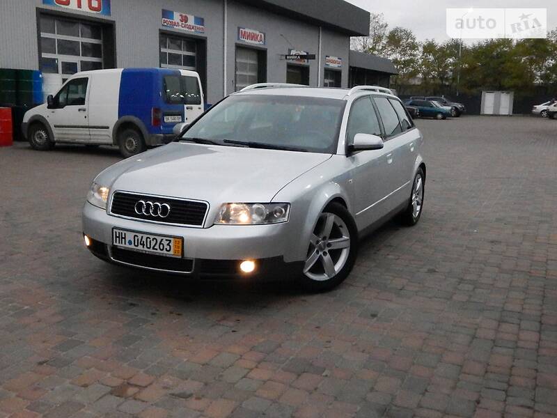 Универсал Audi A4 2002 в Сарнах