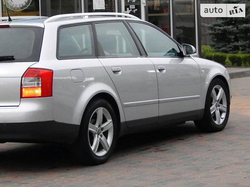 Универсал Audi A4 2002 в Сарнах