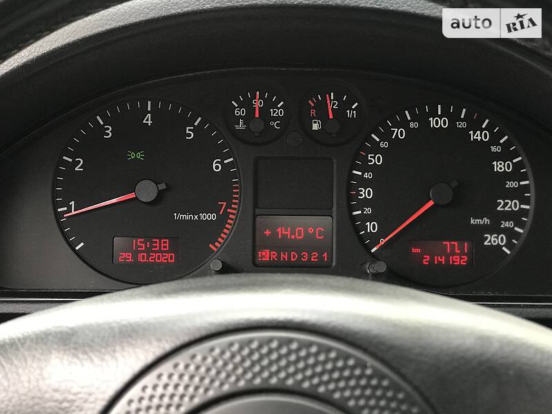 Седан Audi A4 2000 в Стрые