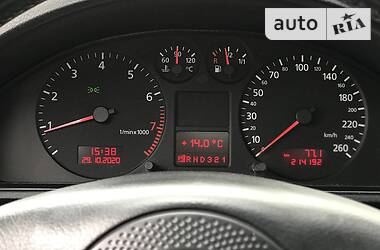 Седан Audi A4 2000 в Стрию