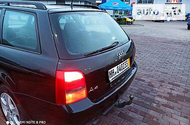 Универсал Audi A4 2000 в 