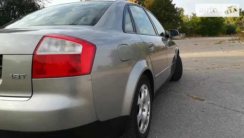 Седан Audi A4 2005 в Миронівці