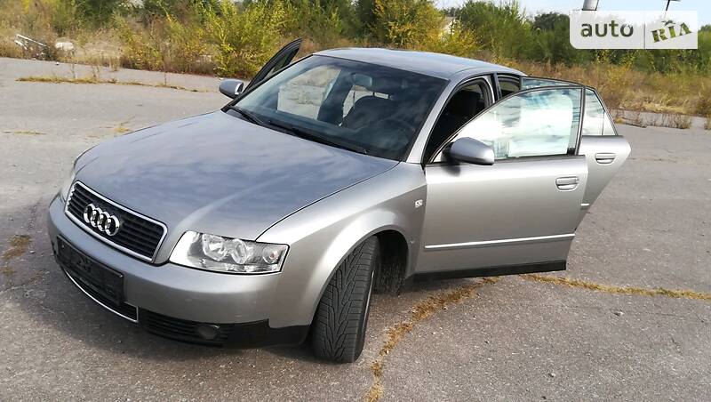 Седан Audi A4 2005 в Миронівці