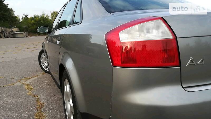 Седан Audi A4 2005 в Миронівці