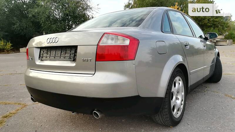 Седан Audi A4 2005 в Миронівці