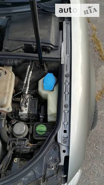 Седан Audi A4 2005 в Миронівці