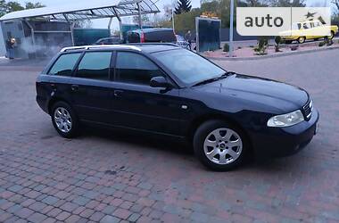 Универсал Audi A4 1999 в Сарнах