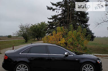 Седан Audi A4 2015 в Каховке